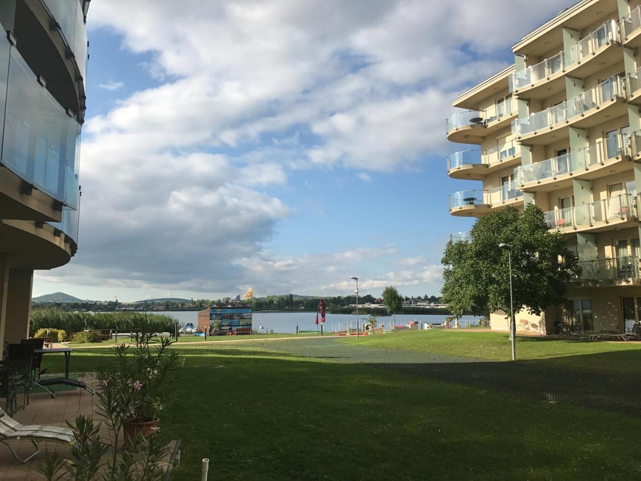 Wellness Apartments In ヴァレンツァ エクステリア 写真